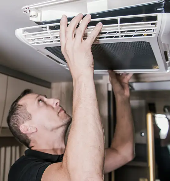  Professional Licensed And Insured Cleaners in Columbine, CO